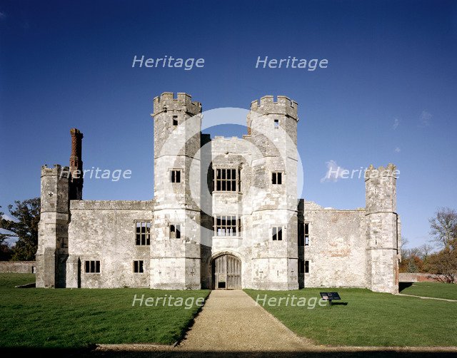 The Gatehouse, Titchfield Abbey, Fareham, Hampshire, 1999. Artist: M Hesketh Roberts