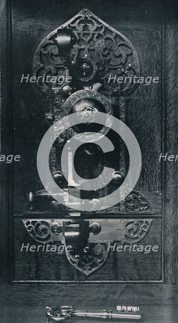 Oliver Cromwell's Portable Steel Lock, c17th century, (1904). Artist: Unknown