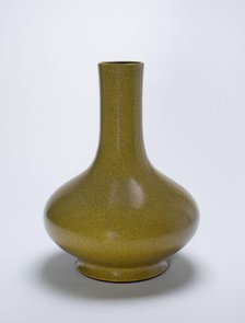 Bottle-Shaped Vase, Qing dynasty (1644-1911), Qianlong reign mark and period (1736-1795). Creator: Unknown.