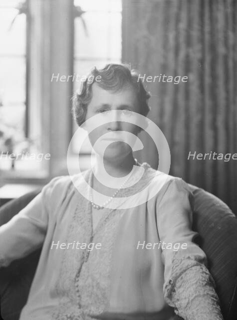 Savage, Samuel A., Mrs., portrait photograph, 1929 June 3. Creator: Arnold Genthe.