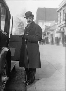 Dr. Rafael Elizalde, Minister from Ecuador, Snap, 1917. Creator: Harris & Ewing.