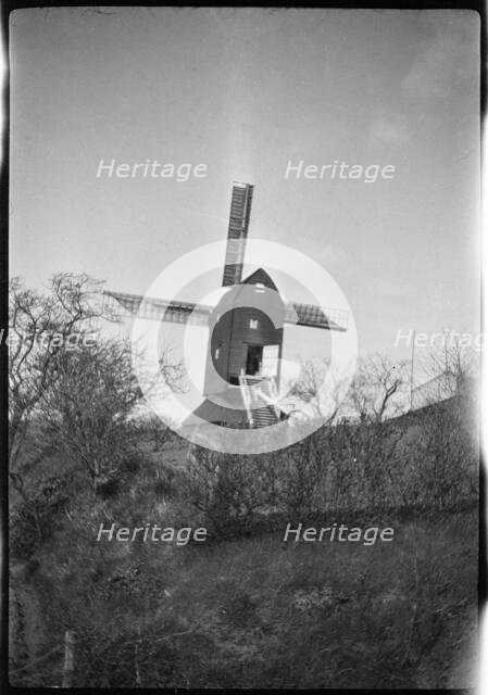 Mount Ephraim Windmill, Moat Lane, Mount Ephraim, Ash, Dover, Kent, 1929. Creator: Francis Matthew Shea.