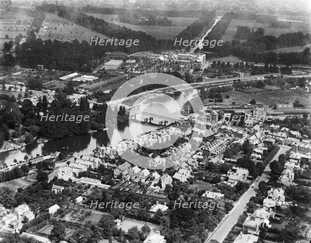 Hampton Court, Richmond-upon-Thames, London, 1920. Artist: Aerofilms.