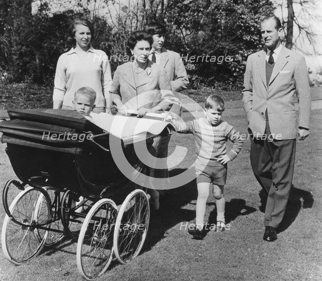39th birthday picture of the Queen and her family, Frogmore House, Windsor, 1965.  Creator: Unknown.