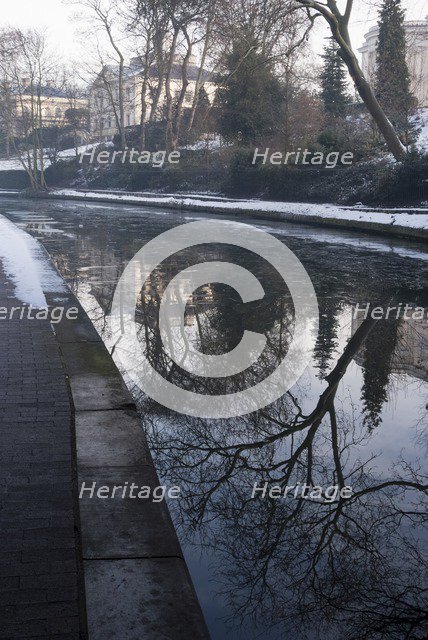 Regent's Canal, 23/12/09, 10:38:48. Creator: Ethel Davies.