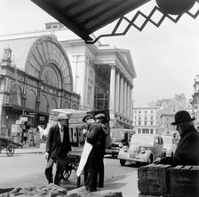 Covent Garden Market, London, c1952. Artist: Henry Grant