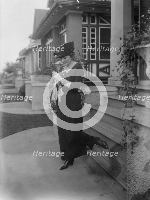 Evelyn Herbert, between c1915 and c1920. Creator: Bain News Service.
