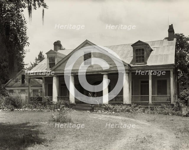 Windy Hill Manor, Natchez vic., Adams County, Mississippi, 1938. Creator: Frances Benjamin Johnston.