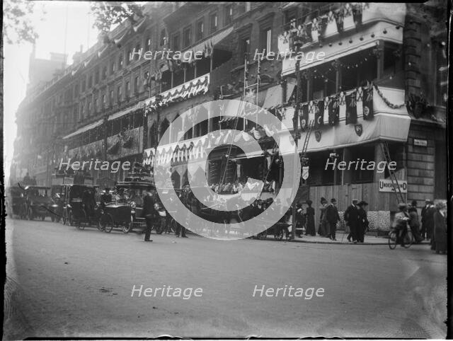 Piccadilly, City of Westminster, London, 1911. Creator: Katherine Jean Macfee.