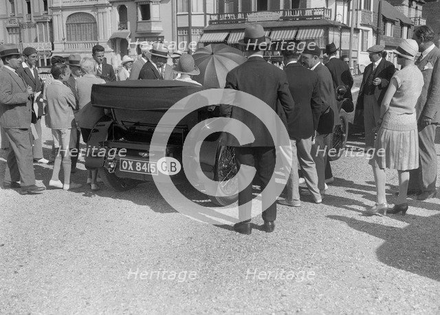 Bentley 4-seater of SK Thornley, Boulogne Motor Week, France, 1928. Artist: Bill Brunell.