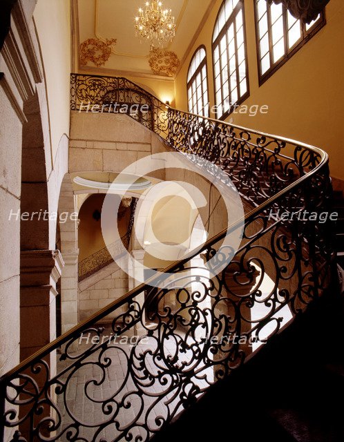 Stairway of the Virreina Palace in Barcelona, work by Carles Grau.