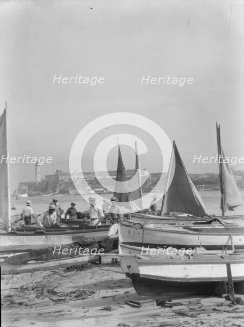 Travel views of Cuba and Guatemala, between 1899 and 1926. Creator: Arnold Genthe.