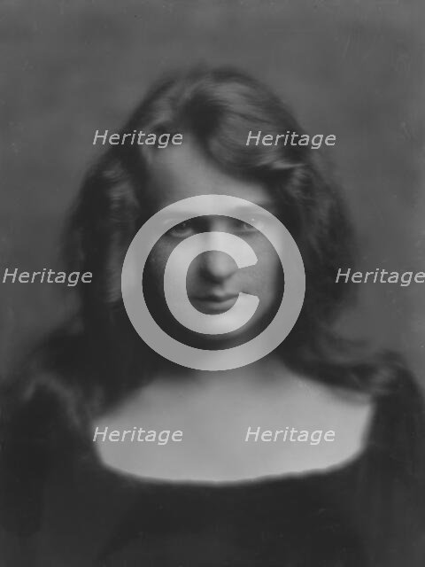 Mower, Margaret, Miss, portrait photograph, 1916 Apr. 23. Creator: Arnold Genthe.