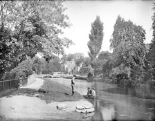 River Windrush, Bourton-on-the-Water, Gloucestershire, 1895. Artist: Henry Taunt
