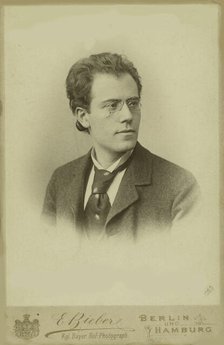 Portrait of composer Gustav Mahler (1860-1911), 1896. Creator: Fotoatelier Emil Bieber, Hamburg  .