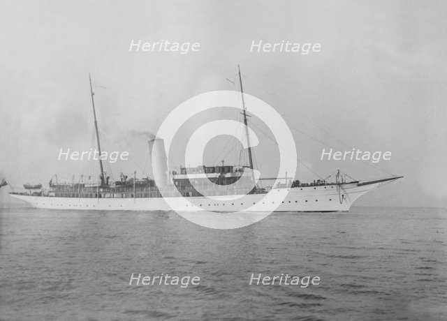 The 142 ton steam yacht 'Sapphire' under way. Creator: Kirk & Sons of Cowes.