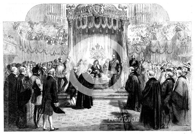 The Queen's Visit to Birmingham - Reading of the Birmingham Corporation Address to Her..., 1858. Creator: Unknown.