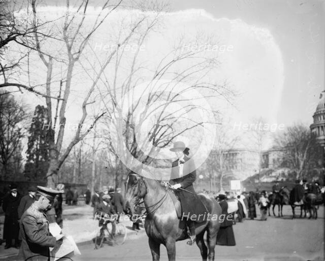 Suffrage Parade, Alberta Hill, 1913. Creator: Bain News Service.