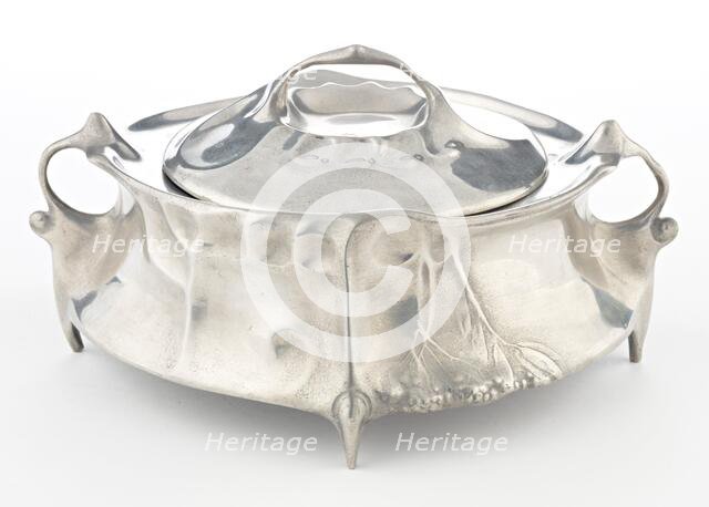 Lidded Biscuit Box, c1890-1910.. Creator: JP Kayser Sohn.