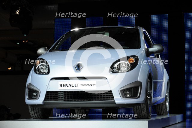 Renault Twingo Sport - launch 2007. Artist: Simon Clay.