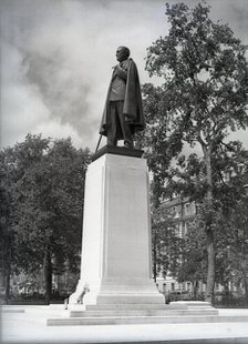 Roosevelt Memorial, London, c1955.  Creator: Arthur Charles Kirby Ware.
