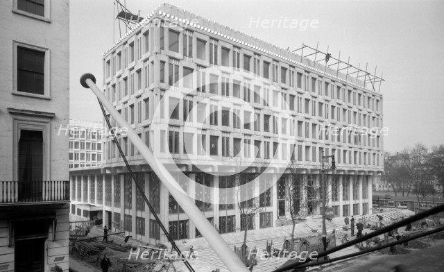 United States Embassy, Grosvenor Square, London, 1958-1961. Artist: Eric de Maré