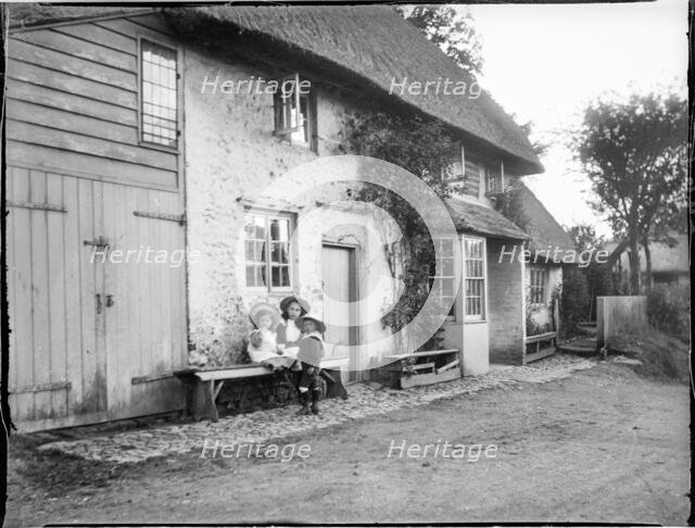 Rose and Crown, Butler's Cross, Ellesborough, Wycombe, Buckinghamshire, 1910. Creator: Katherine Jean Macfee.