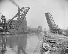 Twelfth St. Vascule (i.e. Bascule) Bridge, Chicago, between 1900 and 1906. Creator: Unknown.