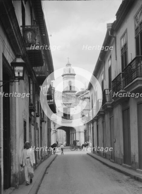 Travel views of Cuba and Guatemala, between 1899 and 1926. Creator: Arnold Genthe.