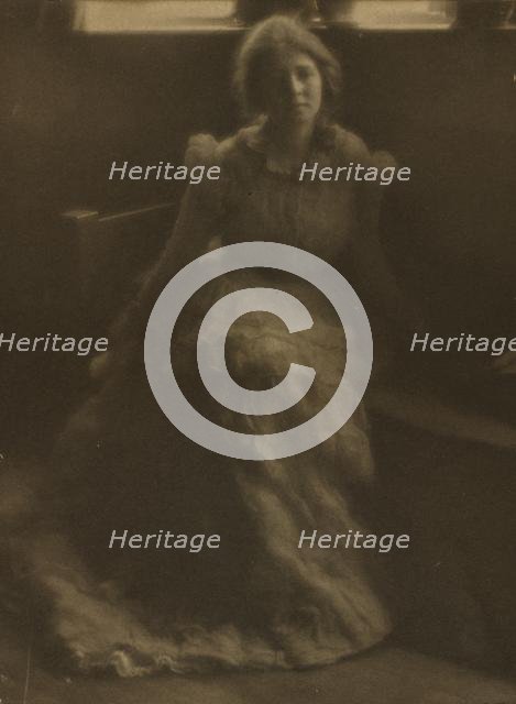 Julia Hall McCune, c. 1900. Creator: Clarence H. White (American, 1871-1925).