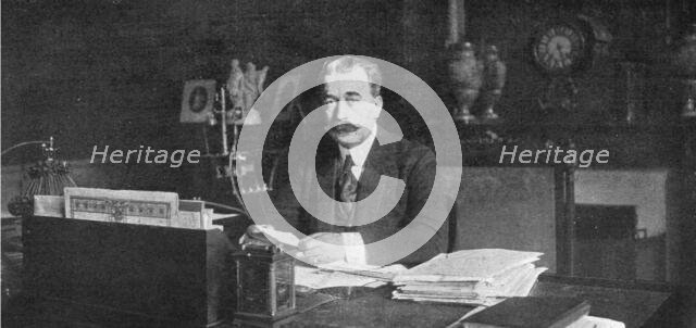 'A la conference economique des allies; M. Clementel, ministre du Commerce..., 1916. Creator: Jean Clair-Guyot.