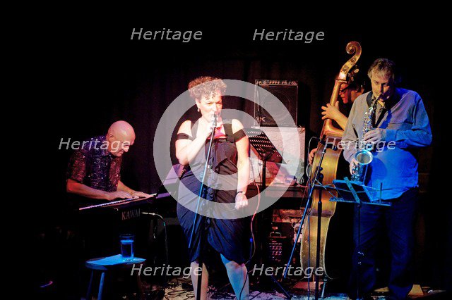 Edana Minghella Quartet, Brunswick, Hove, East Sussex, Oct 2015. Artist: Brian O'Connor.