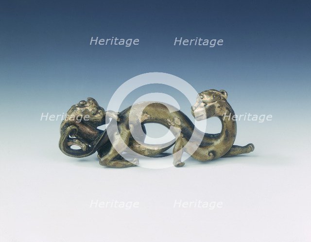 Gold encrusted and gilt bronze brush rest, Qianlong period, Qing dynasty, China, 1736-1795. Artist: Unknown