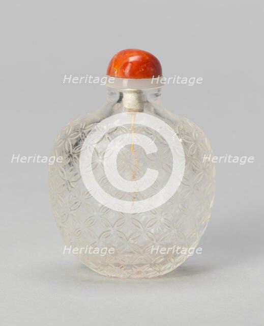 Snuff Bottle with "Cash" Pattern, Qing dynasty (1644-1911), 1750-1800. Creator: Unknown.