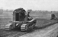 'Dans la Bataille; Les tanks repides de l'armee britannique, mis en service au printemps..., 1918. Creator: Unknown.