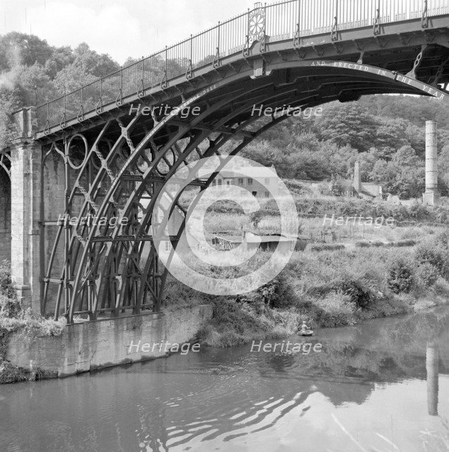 The Iron Bridge, Ironbridge, Shropshire, 1945-1980. Artist: Eric de Maré