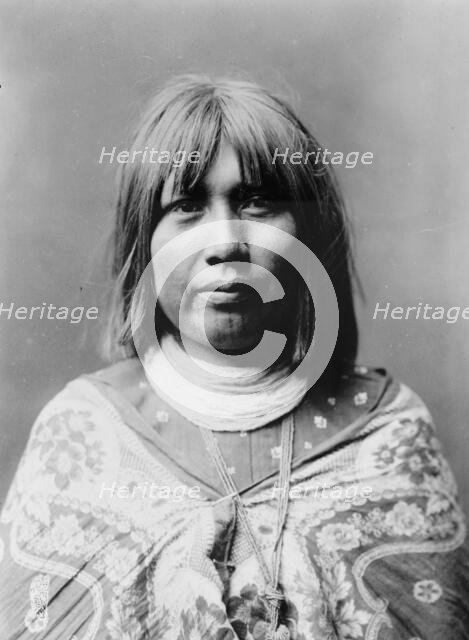O Che Che, Mohave Indian woman, head-and-shoulders portrait, facing front, c1903. Creator: Edward Sheriff Curtis.