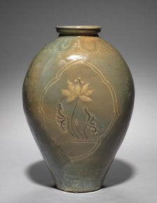 Flask with Inlaid Lotus Design, 1200s-1300s. Creator: Unknown.