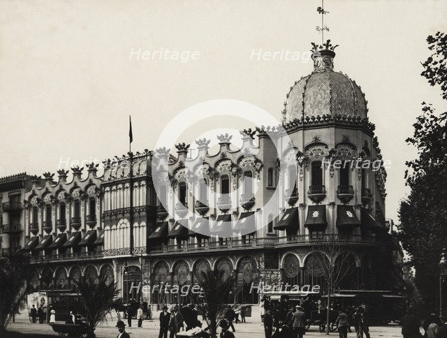 Façade of the modernist building Hotel-Restaurant of the Grand Hotel Colón, Catalonia Square in B…