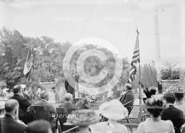 Pierre L'Enfant, Major of France - Dedication of Tomb And Memorial At Arlington, April 28, 1909. Creator: Harris & Ewing.