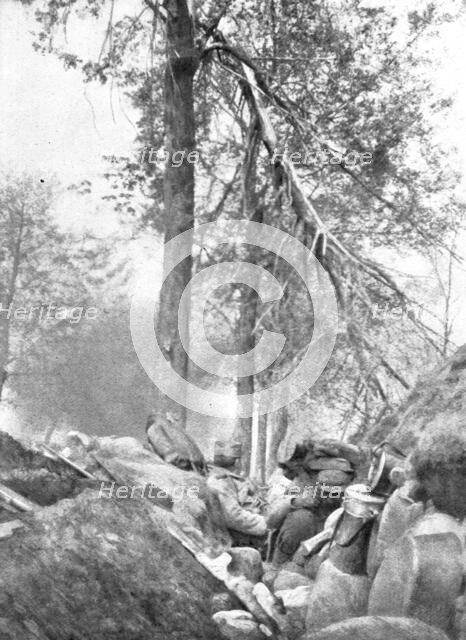 ''Notre offensive d'Artois; le 11 mai, au matin, au Sud du bourg de La Targette', 1915. Creator: Unknown.