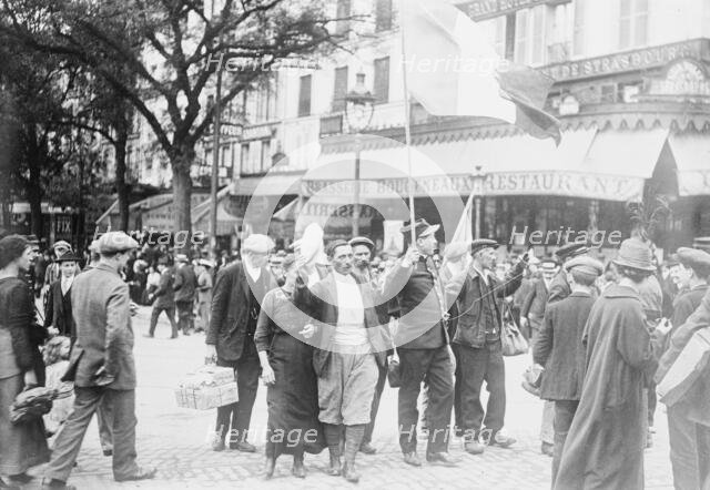 Reservists going to Gare de l'Est, Paris, between c1914 and c1915. Creator: Bain News Service.