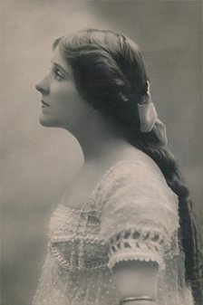 'Miss Edna May', (1878-1948), c1930. Creator: Unknown.