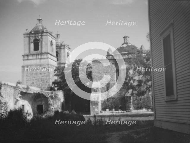Travel views of the American Southwest, between 1899 and 1928. Creator: Arnold Genthe.