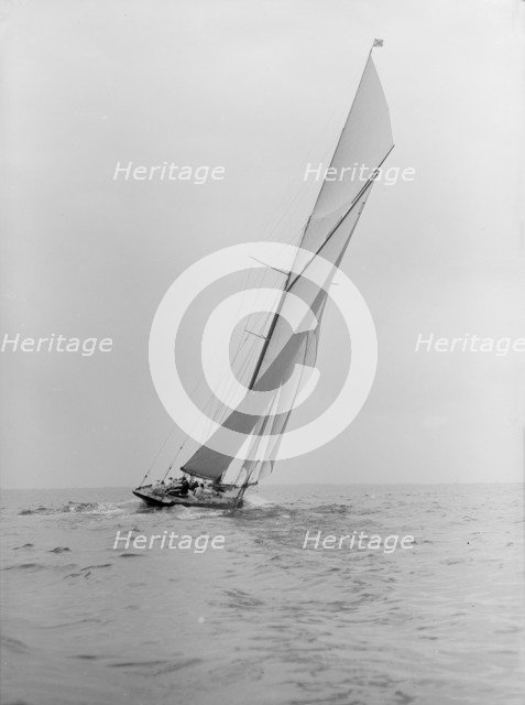 The 15 Metre class 'Pamela' sailing close to the wind, 1913. Creator: Kirk & Sons of Cowes.