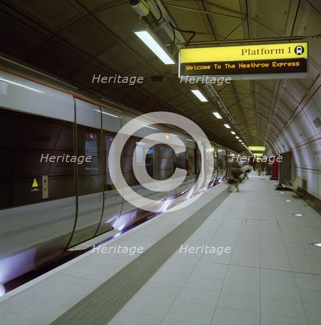 Heathrow Airport, Heathrow, Hillingdon, London, 29/07/1998. Creator: John Laing plc.