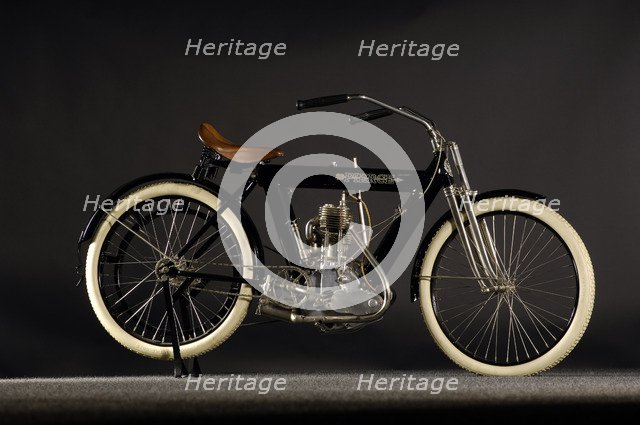 Pierce Arrow single 1911. Artist: Simon Clay.