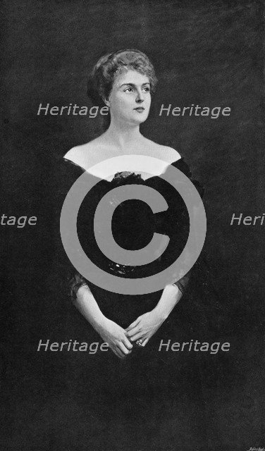 'Mrs Errol Guy Turner', 1903.Artist: Hubert von Herkomer