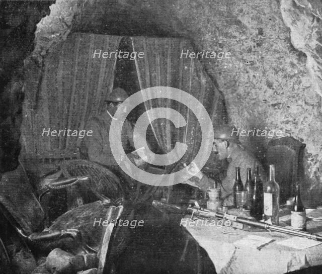 'La bataille de la Somme; Ancienne chambre d'officiers allemands dans les souterrains de..., 1916. Creator: Unknown.