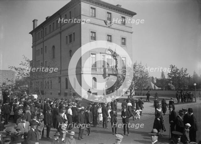 British Commission To U.S.  - Arrival At Long Residence, 1917. Creator: Harris & Ewing.